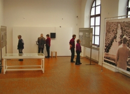 Ausstellungsbesucher
© KOMM-Bildungsbereich